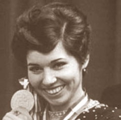 31 декабря родилась Людмила Пахомова - советская фигуристка, олимпийская чемпионка по танцам на льду