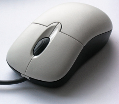 9 декабря Американский изобретатель Дуглас Энгельбарт из Стэнфордского исследовательского института представил первую мире компьютерную мышь