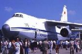 24 декабря В Киеве совершил первый полет самолет Ан-124 «Руслан»