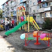 В Уссурийске на одну детскую площадку стало больше!