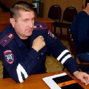 Ночью улицы города будут чистить 22 единицы техники