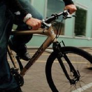 Велосипед отобрали у подростка в Уссурийске
