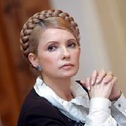 Тимошенко сравнила отставку Яценюка со сменой белья в концлагере
