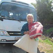 Сегодня автобус с гуманитарной помощью направился в село Пуциловка