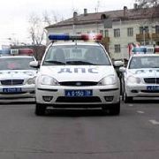 Полицейские Уссурийска остановили нарушителя с помощью оружия