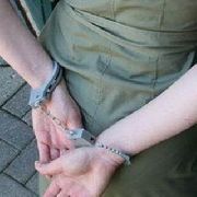Таксистку-наркосбытчицу задержали в Уссурийске