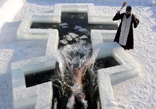 Где в Приморье на Крещение можно будет окунуться в иордань и набрать святой воды