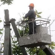 Первые 30 абонентов подключены к новой линий электропередач в поселке Партизан