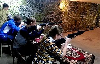 За четыре дня около 200 уссурийцев сдали тесты по стрельбе Всероссийского физкультурно-спортивный комплекса «ГТО»
