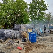 В Уссурийске загорелась частная база В Уссурийске загорелась частная база