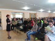 В Уссурийске сотрудники транспортной полиции и представители администрации провели беседу на тему профилактики экстремизма, терроризма и ксенофобии