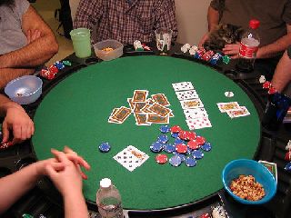 Семейная пара из Приморья организовала казино "на дому"