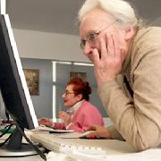 Уссурийские пенсионеры выходят в сеть