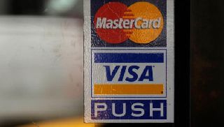 Британцы подали в суд на MasterCard