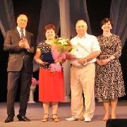 Медали «За любовь и верность» вручили четырем уссурийским супружеским парам