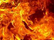 Серьезный пожар по улице Некрасова в Уссурийске едва не закончился трагедией