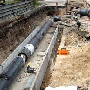 Заканчивается прокладка новой теплотрассы на улице Комсомольской