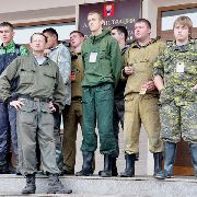 Волонтеры помогают справиться с последствиями ЧС