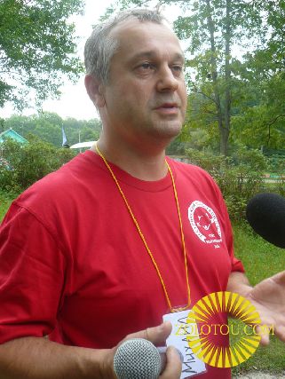 Волонтер-значит, доброволец