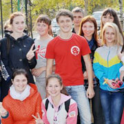 Волонтёры Уссурийска провели акцию по уборке парка «Зелёный остров»