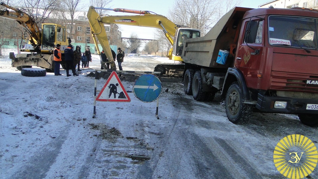 В Уссурийске зажурчали ручьи! Канализационные…