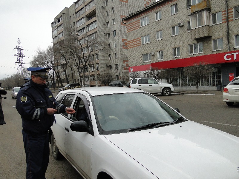 В Уссурийске пристегнут каждого (3 фотографии)