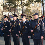 14 молодых сотрудников ОМВД приняли присягу в Уссурийске (7 фотографий)