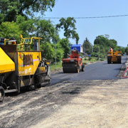 Как только позволила погода, специалисты МКП «БОСС» приступили к плановым работам по содержанию дорог