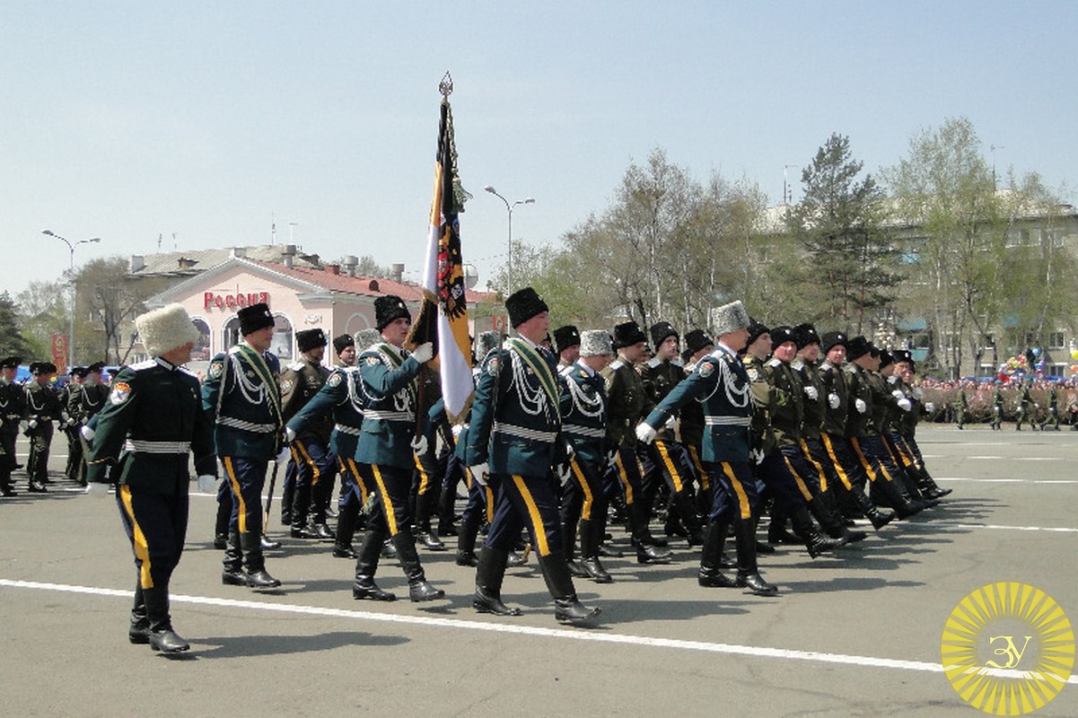 Уссурийск отпраздновал День Победы! (12 фотографий)