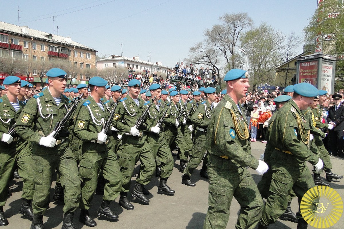 Уссурийск отпраздновал День Победы! (12 фотографий)