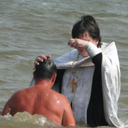 Крещение приняли сотни уссурийцев (30 фотографий)