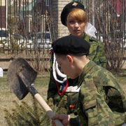 Лес Победы был высажен в Уссурийске (6 фотографий)