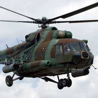 СМИ сообщили об упавшем на проспекте Мира вертолете Ми-8