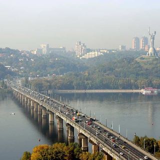 В Киеве объяснили невозможность строительства Крымского моста движением плит