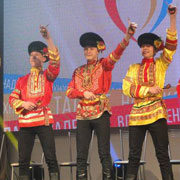 Сироты Уссурийска демонстрируют таланты (12 фотографий)