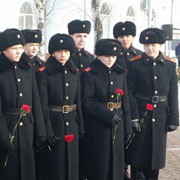 В Уссурийске почтили память Неизвестного солдата (3 фотографии)